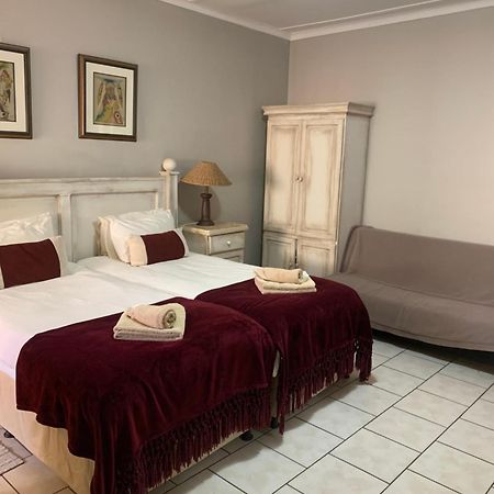 ווינדהוק Hotel Pension Casa Africana מראה חיצוני תמונה