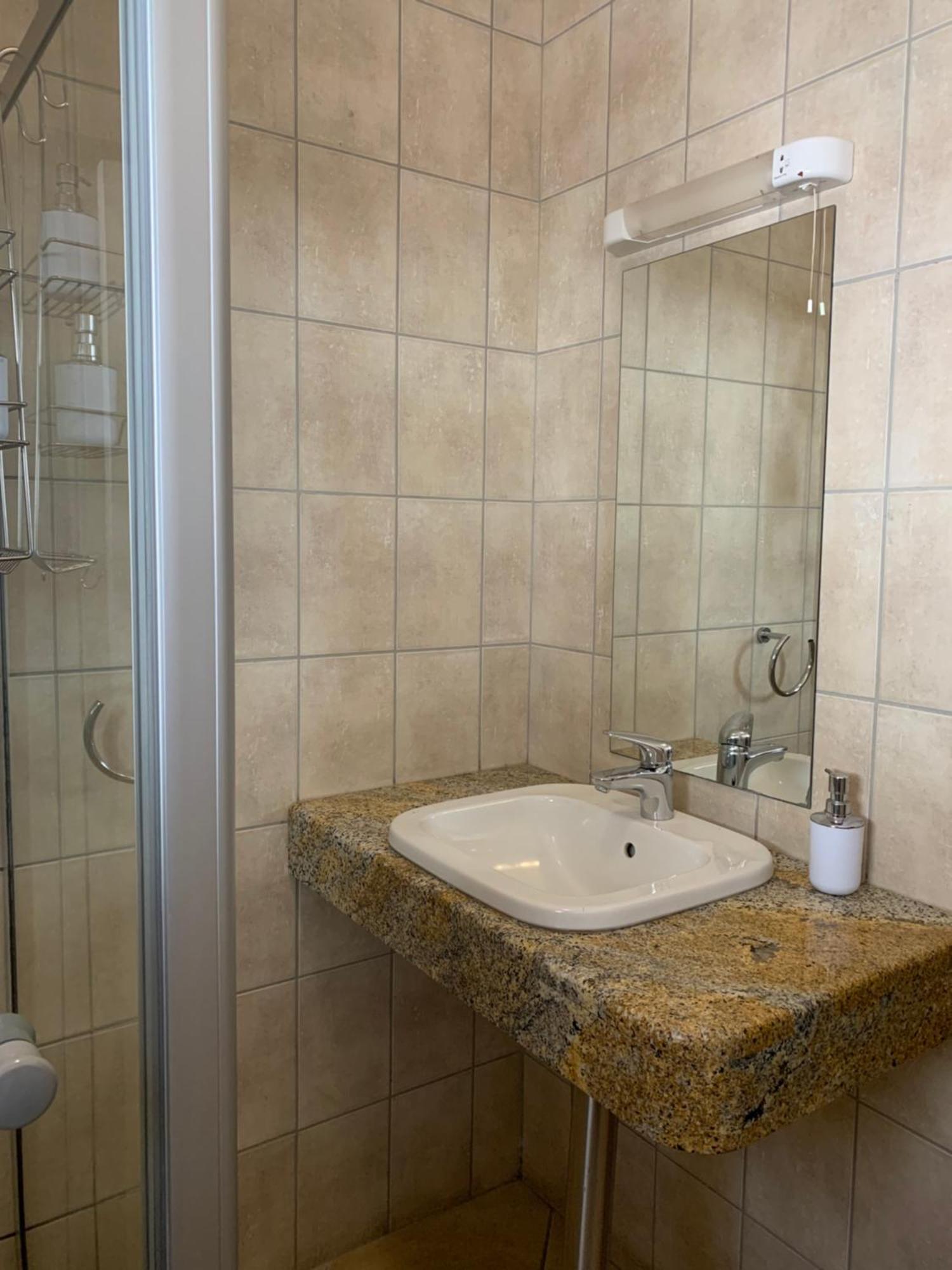 ווינדהוק Hotel Pension Casa Africana מראה חיצוני תמונה